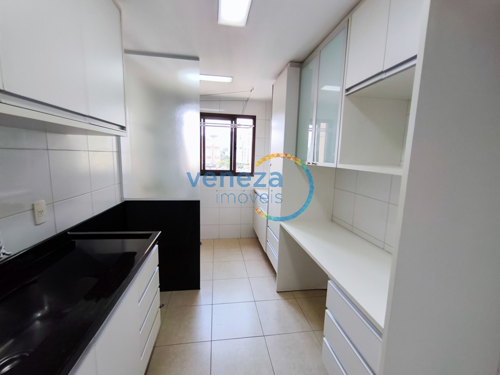 Apartamento para locação no bairro Ipiranga de Londrina com 80.06m<sup>2</sup> útil, 2 quartos, 1 vaga de garagem