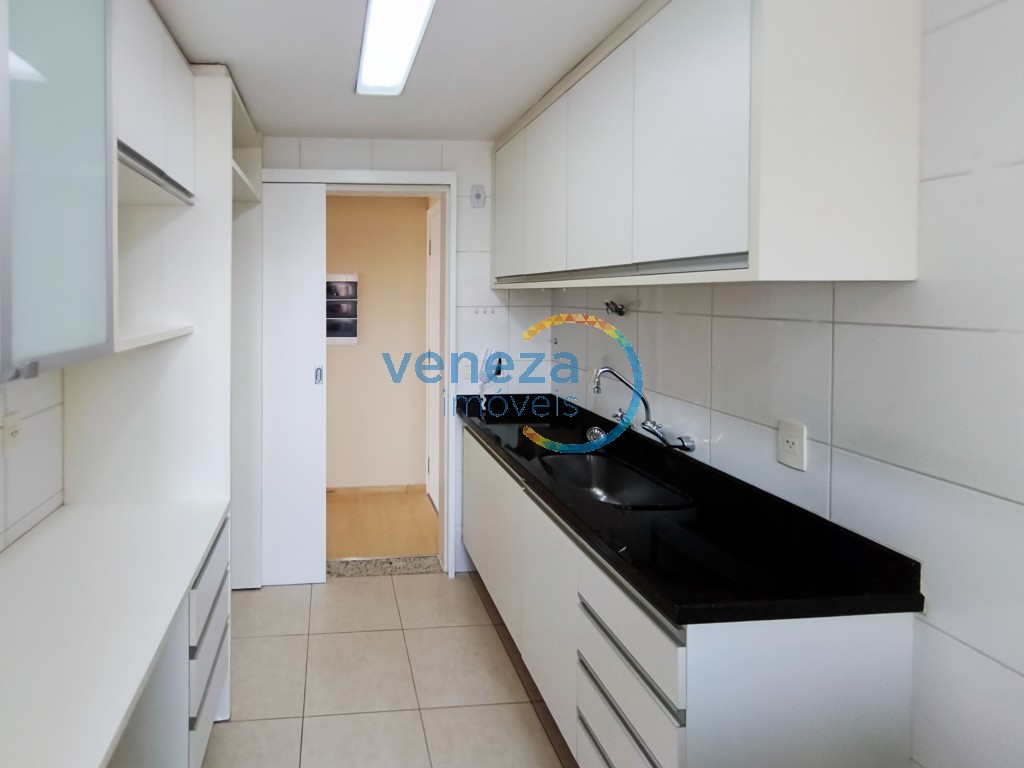Apartamento para locação no bairro Ipiranga de Londrina com 80.06m<sup>2</sup> útil, 2 quartos, 1 vaga de garagem
