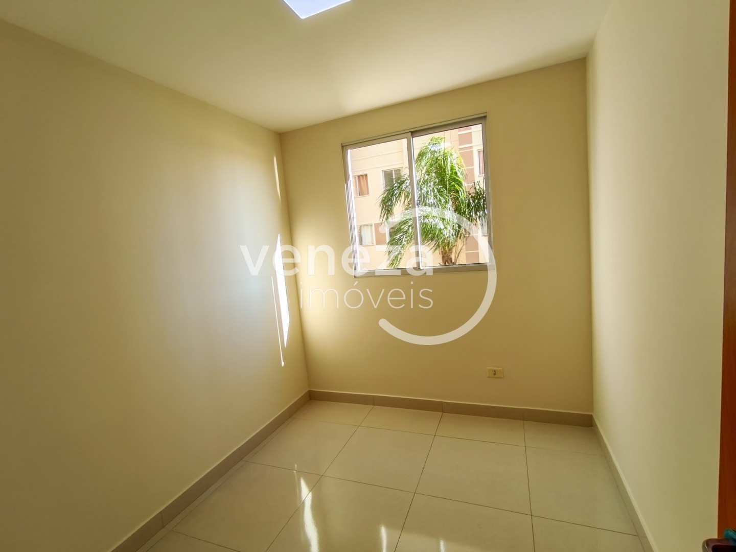 Apartamento para locacao no Gleba Palhano em Londrina com 66,07m² por R$ 1.600