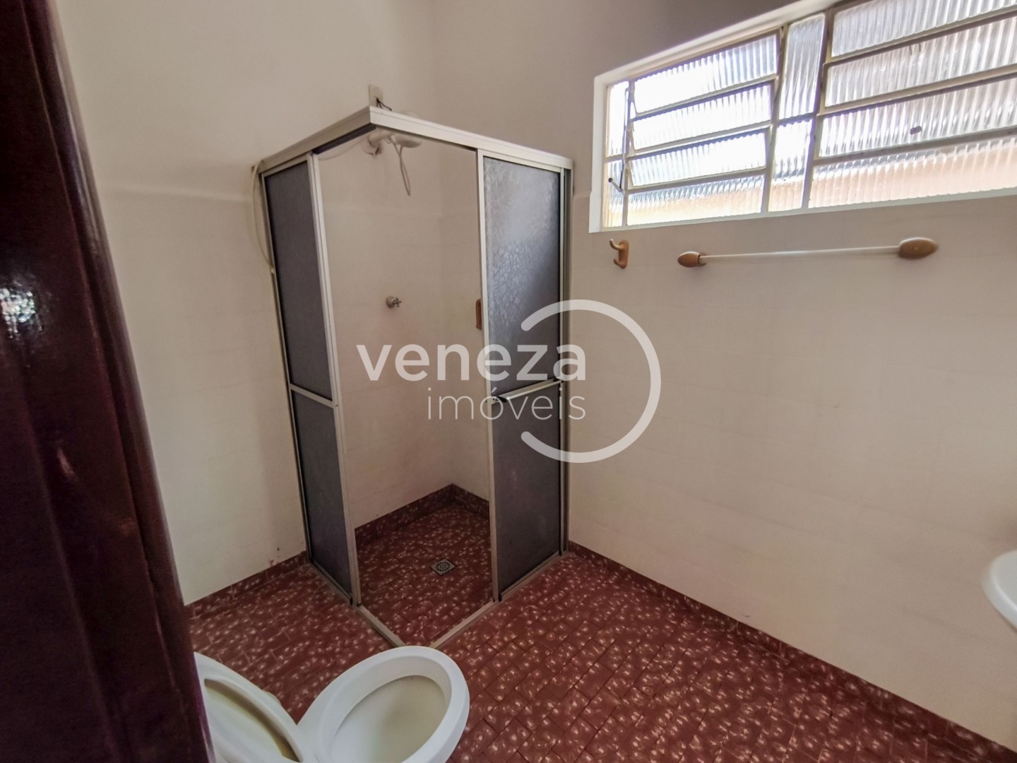 Casa Residencial para locação no bairro Jardim Higienopolis de Londrina - Foto 4