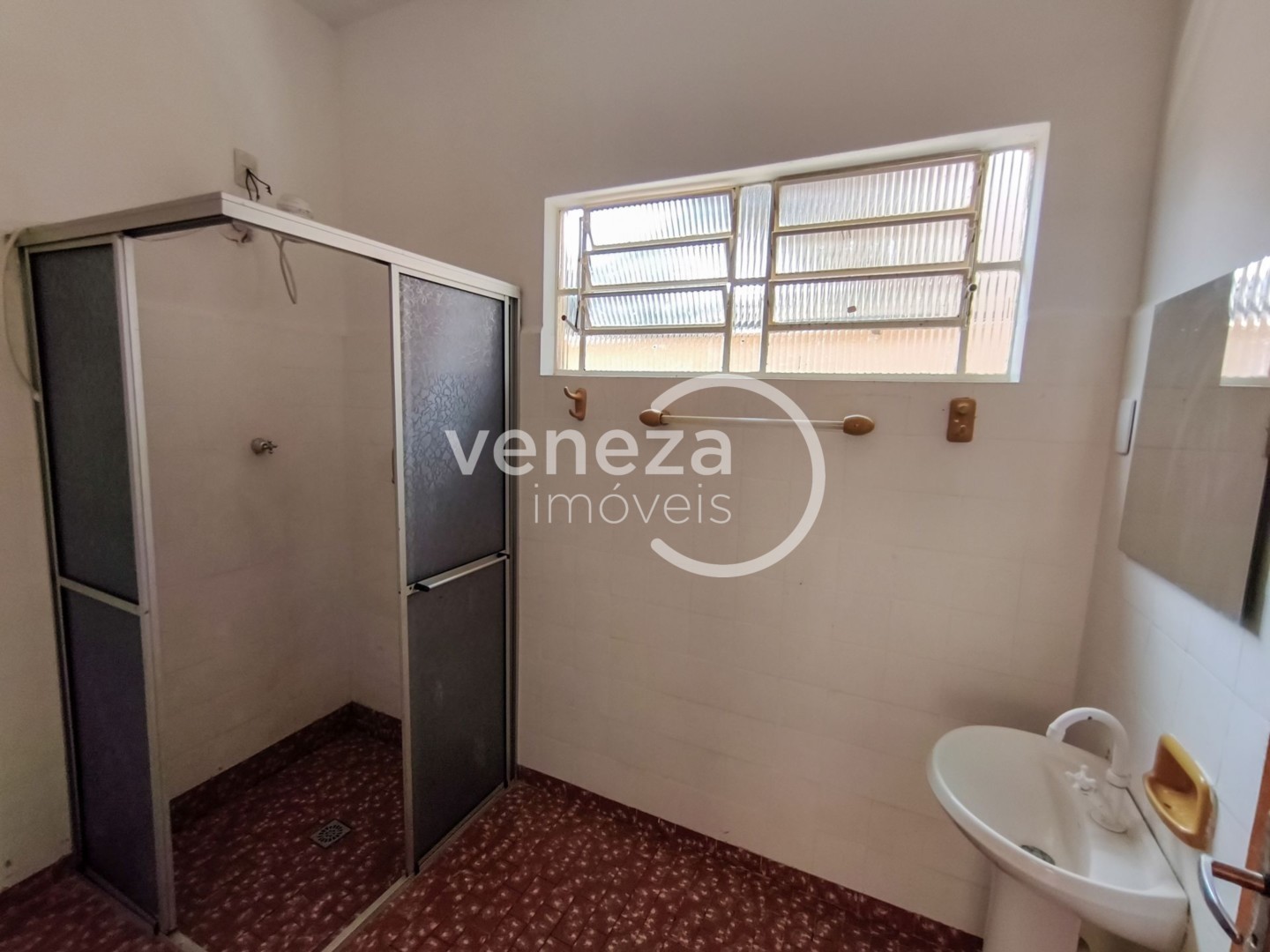 Casa Residencial para locação no bairro Jardim Higienopolis de Londrina - Foto 5