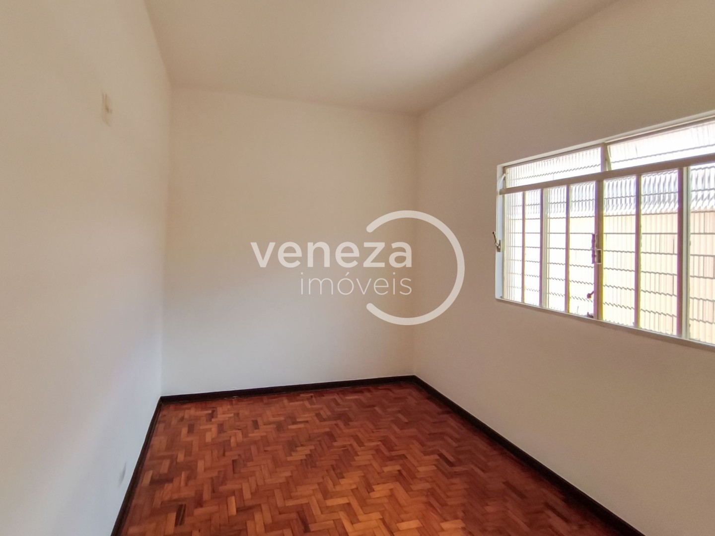 Casa Residencial para locação no bairro Jardim Higienopolis de Londrina - Foto 6