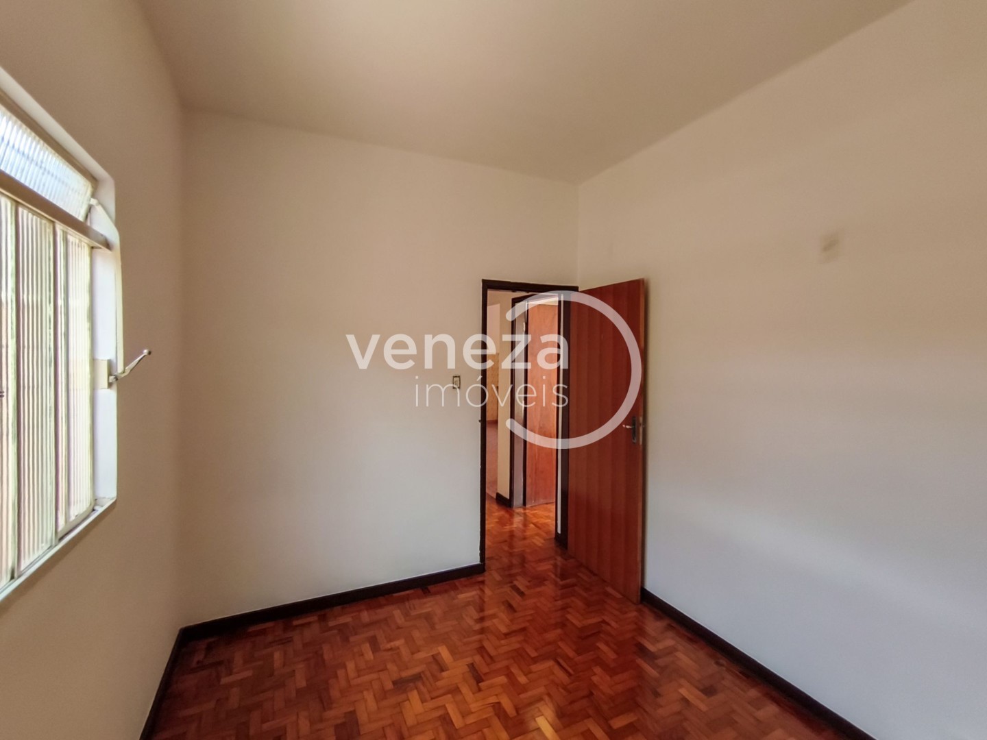 Casa Residencial para locação no bairro Jardim Higienopolis de Londrina - Foto 9