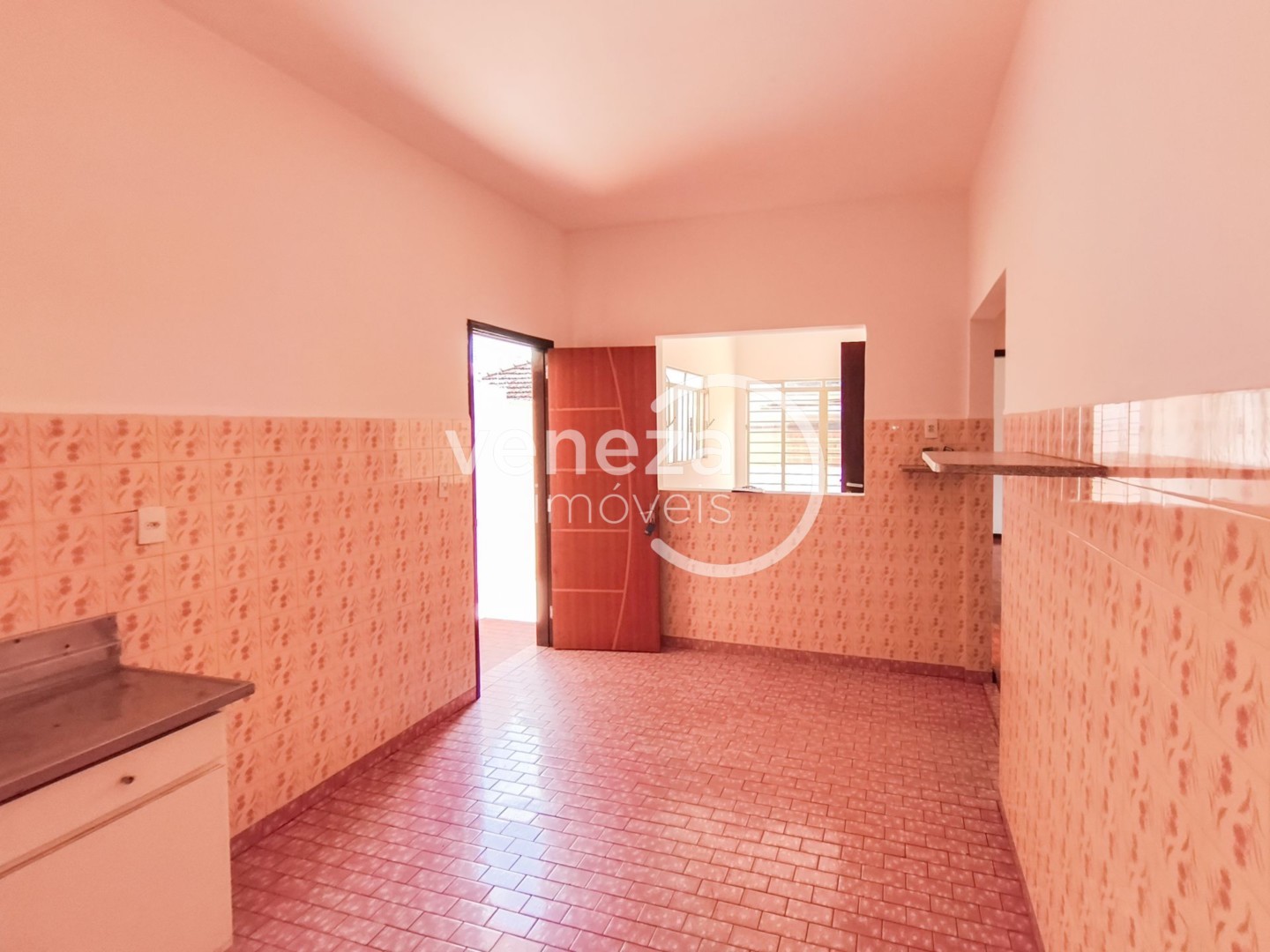 Casa Residencial para locação no bairro Jardim Higienopolis de Londrina - Foto 13