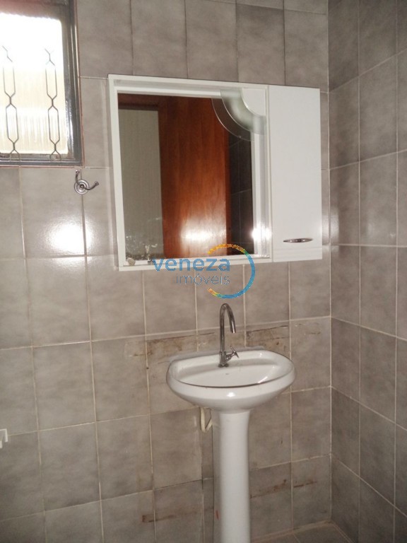 Casa Residencial para venda no bairro Santa Monica de Londrina - Foto 13
