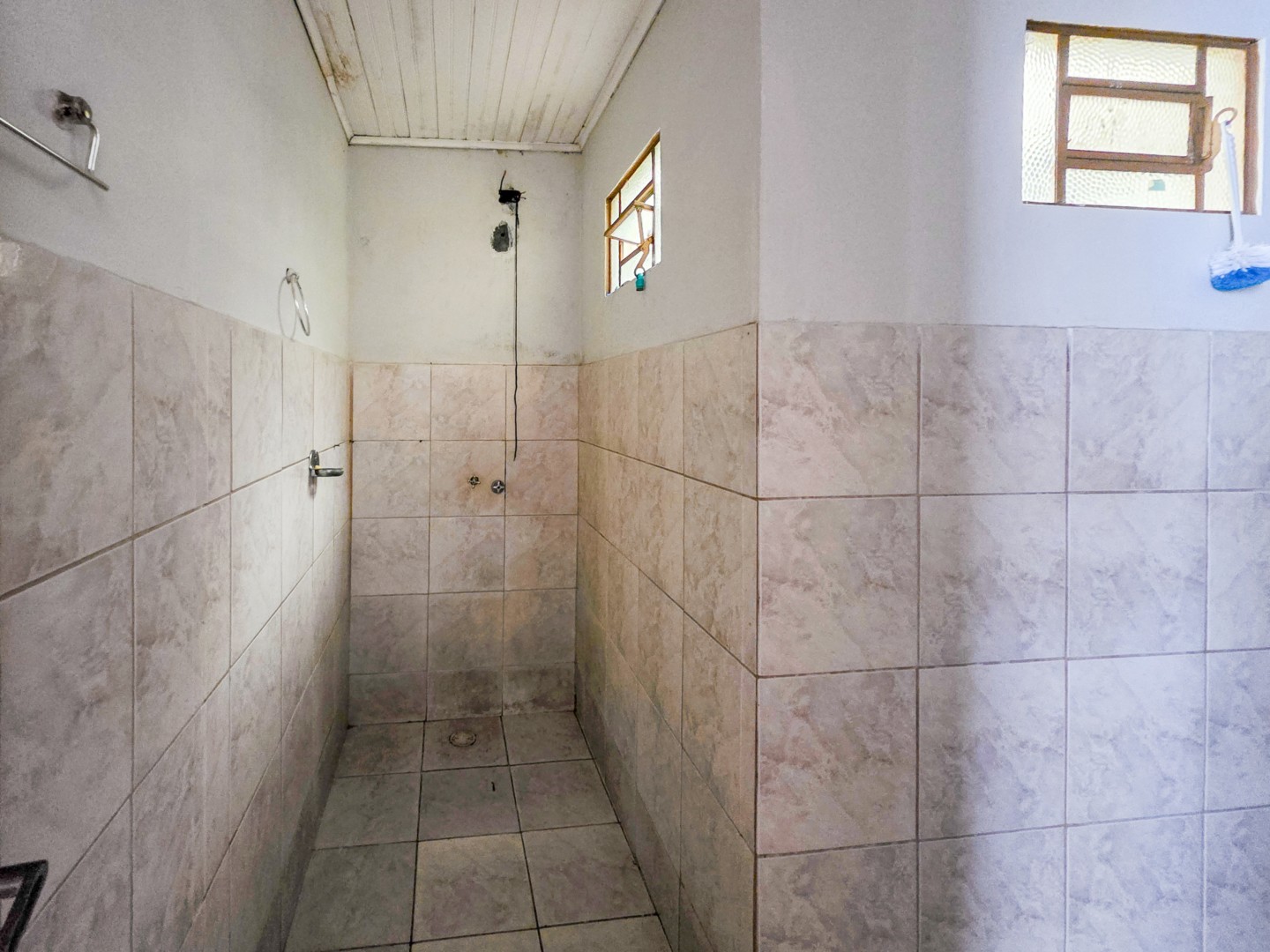 Casa Residencial para locação no bairro Casoni de Londrina - Foto 7