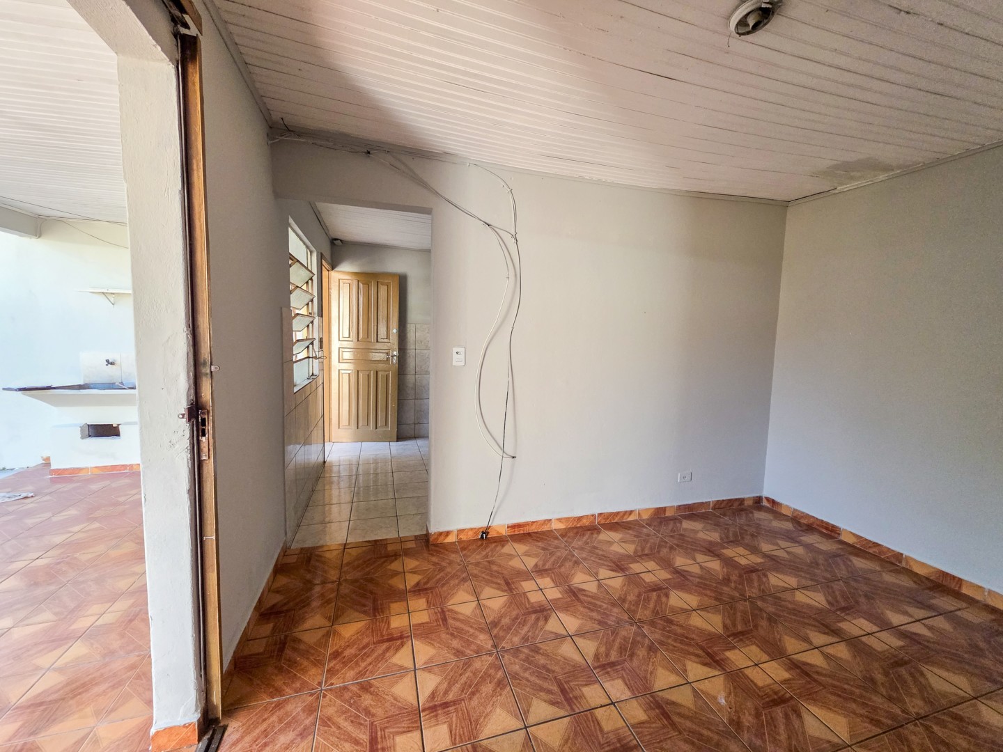 Casa Residencial para locação no bairro Casoni de Londrina - Foto 8