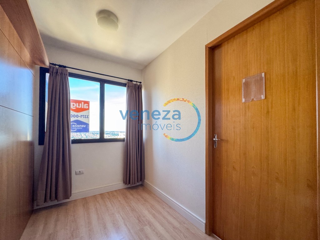 Sala para locação no bairro Centro de Londrina com 32m<sup>2</sup> útil, 1 vaga de garagem