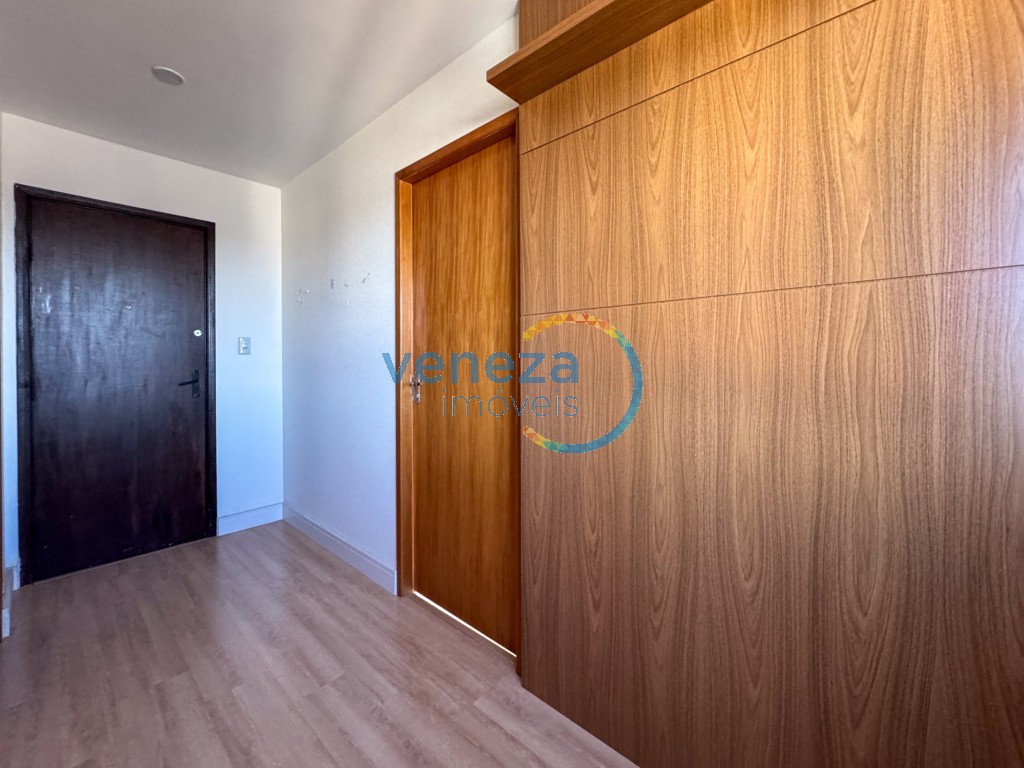 Sala para locação no bairro Centro de Londrina com 32m<sup>2</sup> útil, 1 vaga de garagem