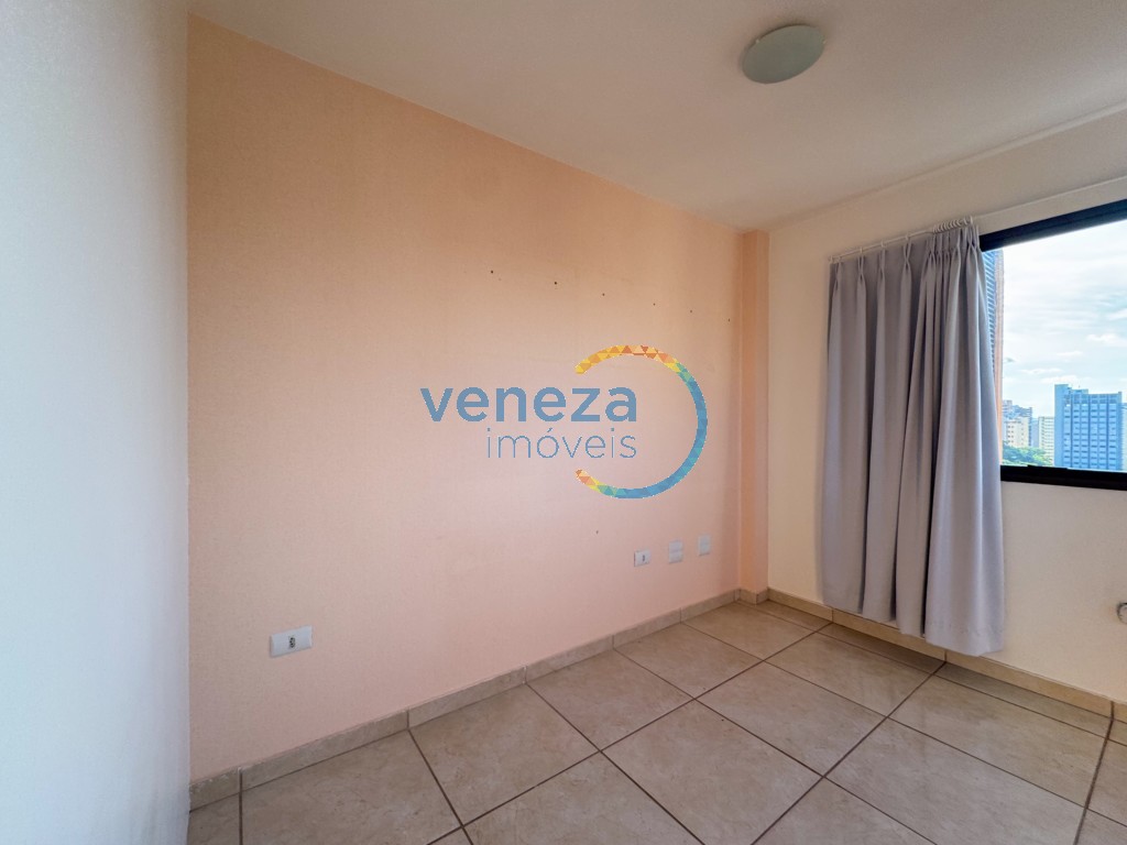 Sala para locação no bairro Centro de Londrina com 32m<sup>2</sup> útil, 1 vaga de garagem