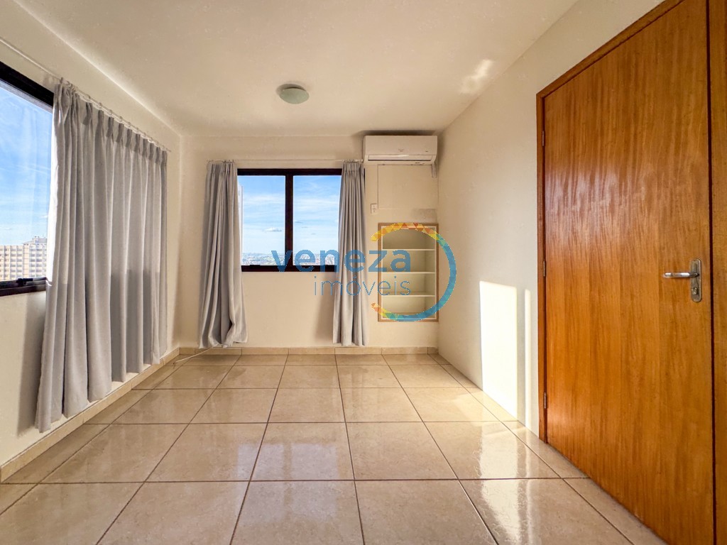 Sala para locação no bairro Centro de Londrina com 32m<sup>2</sup> útil, 1 vaga de garagem