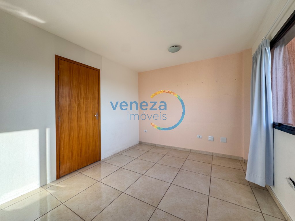 Sala para locação no bairro Centro de Londrina com 32m<sup>2</sup> útil, 1 vaga de garagem