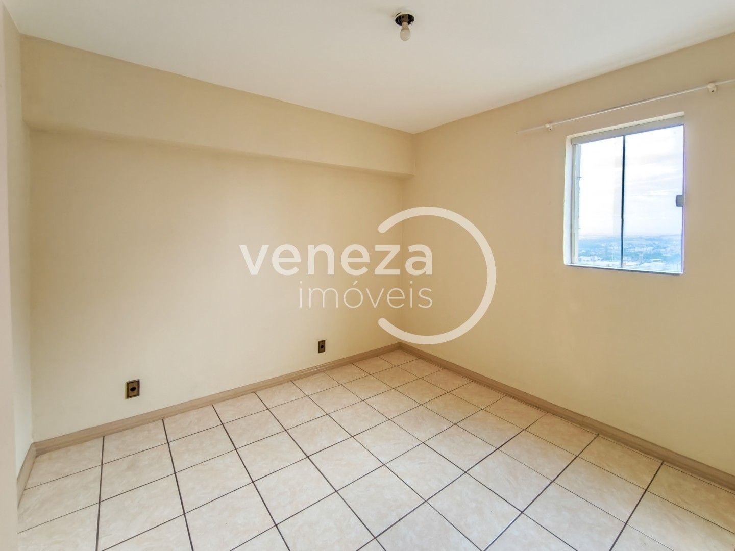 Apartamento para locação no bairro Centro de Londrina - Foto 4