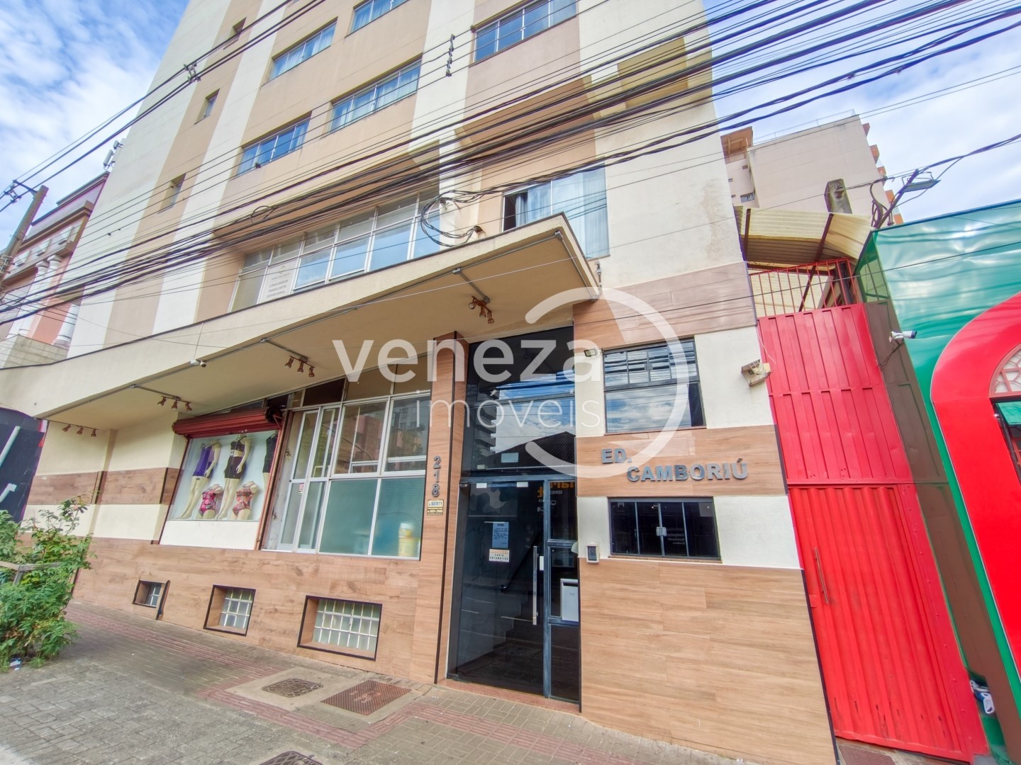 Apartamento para locacao no Centro em Londrina com 72,36m² por R$ 850