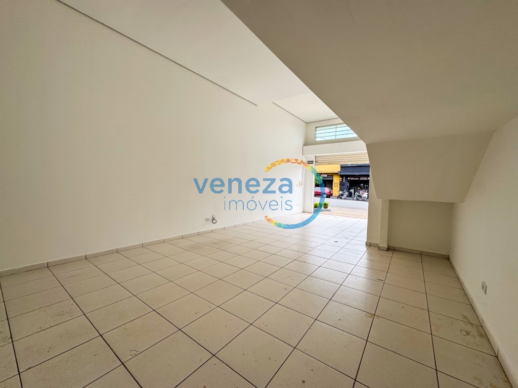 Salão-loja para locação no bairro Agari de Londrina - Foto 15