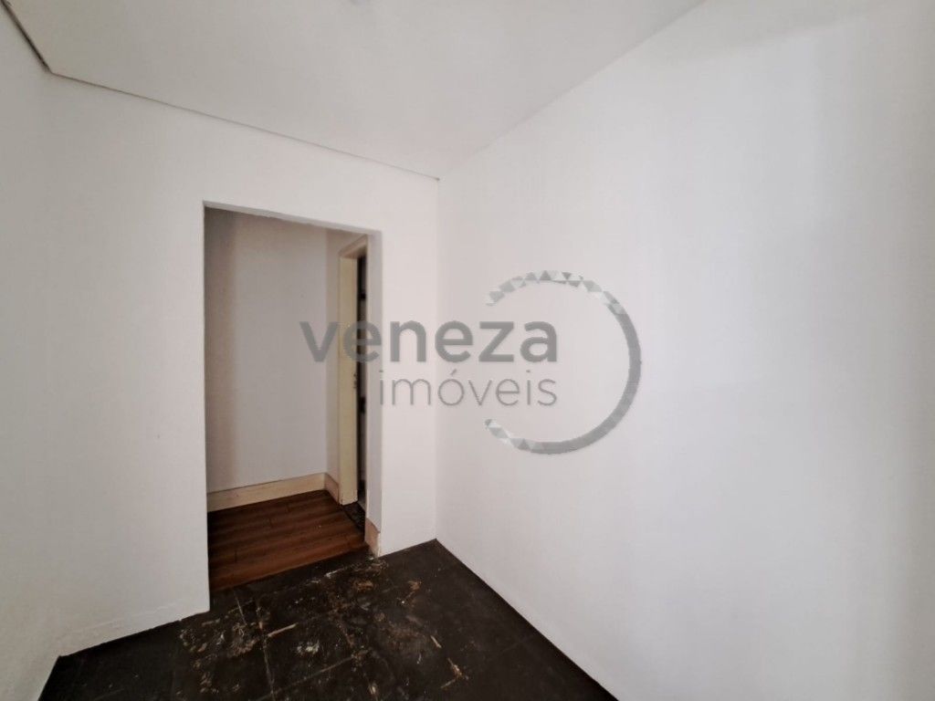 Salão-loja para locação no bairro Dom Bosco de Londrina - Foto 11