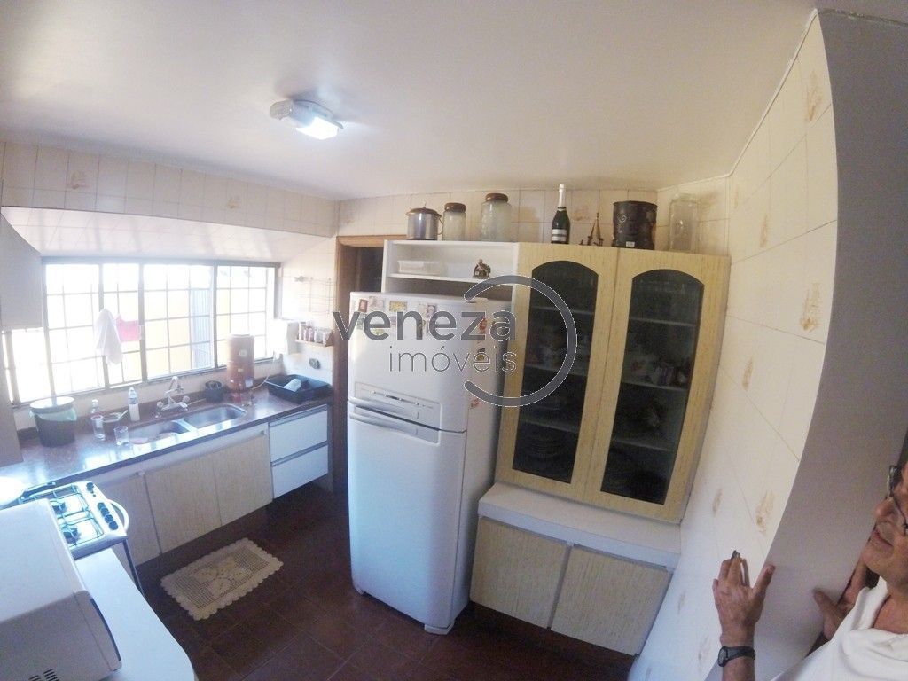 Casa Residencial para venda no bairro Petropolis de Londrina - Foto 16