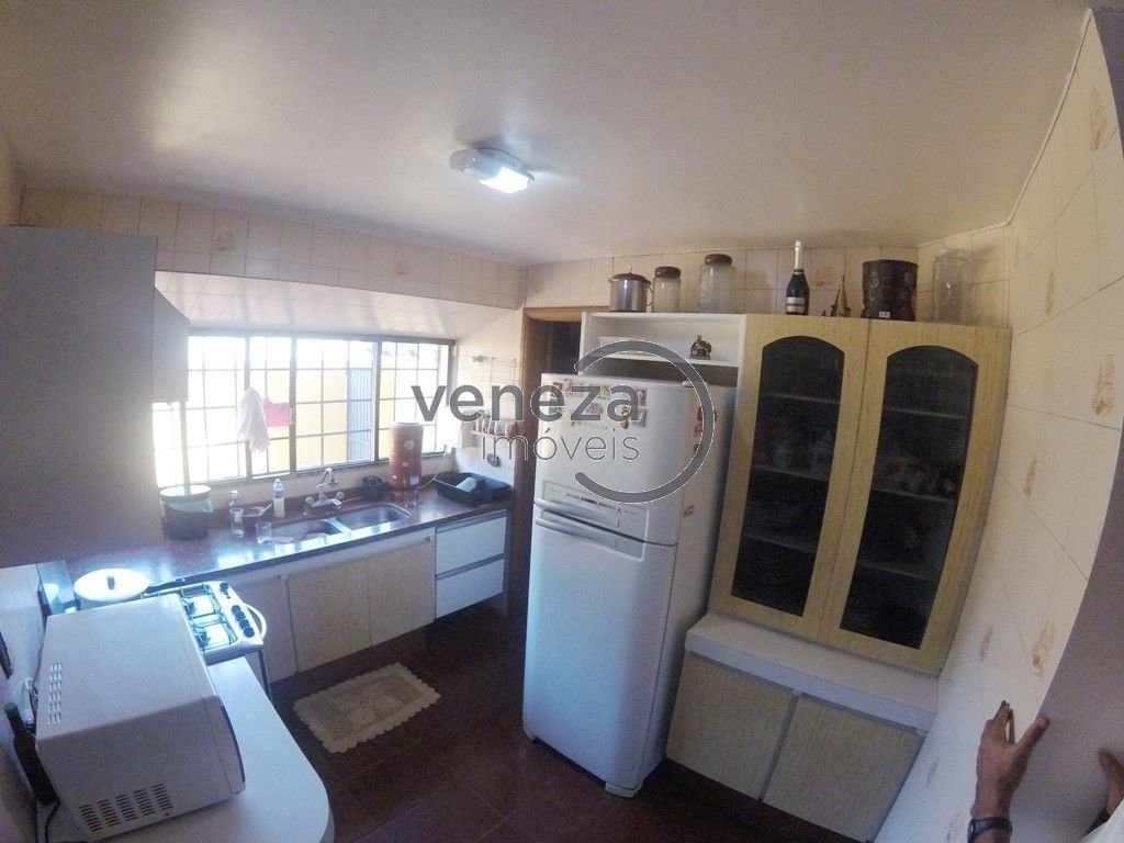 Casa Residencial para venda no bairro Petropolis de Londrina - Foto 17