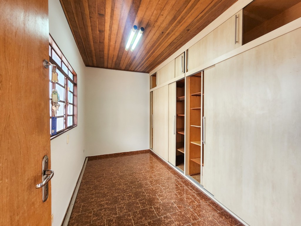 Casa Residencial para locação no bairro Bela Vista de Londrina - Foto 23