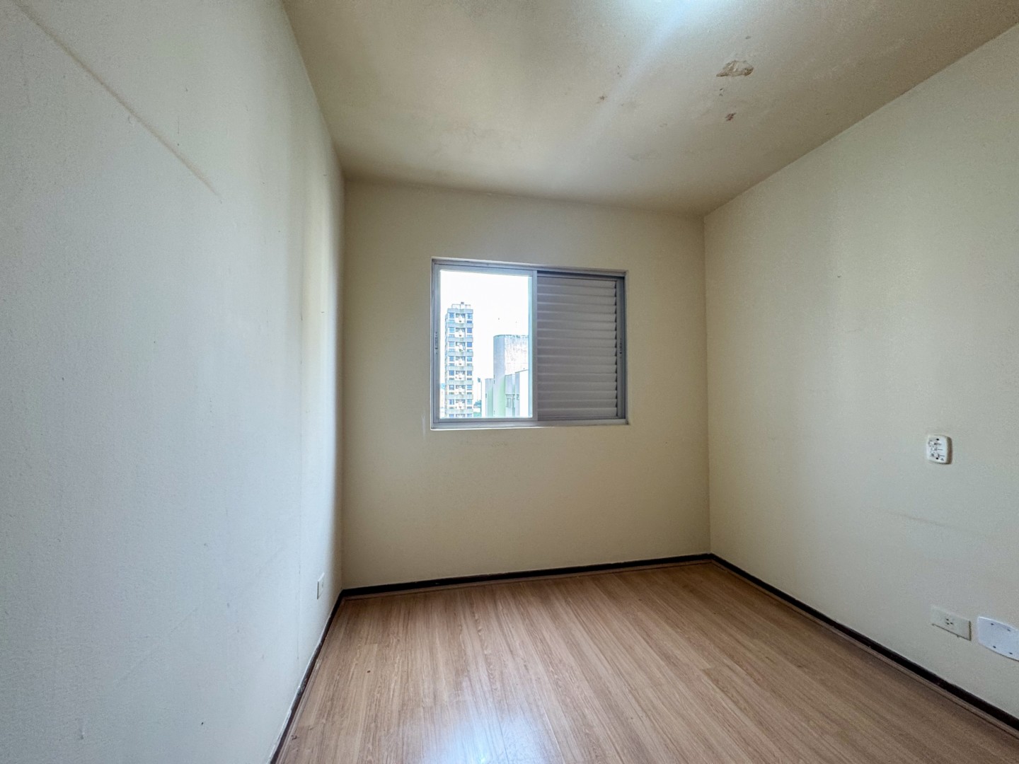 Apartamento para locação no bairro Vila Ipiranga de Londrina - Foto 21
