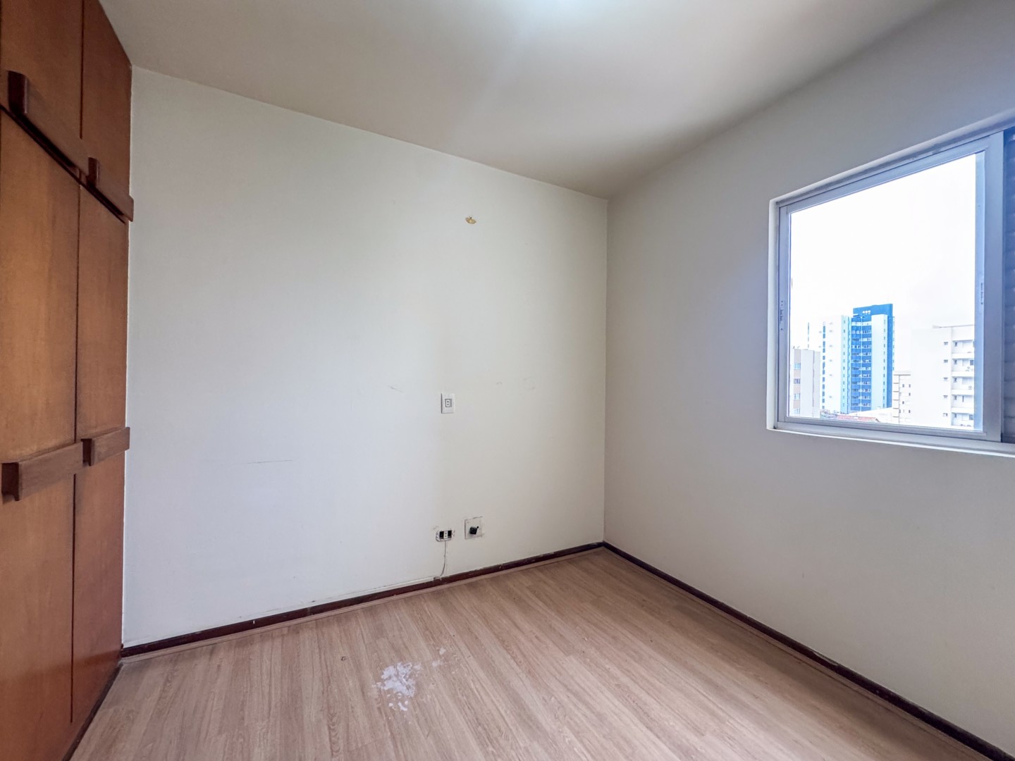 Apartamento para locação no bairro Vila Ipiranga de Londrina - Foto 28