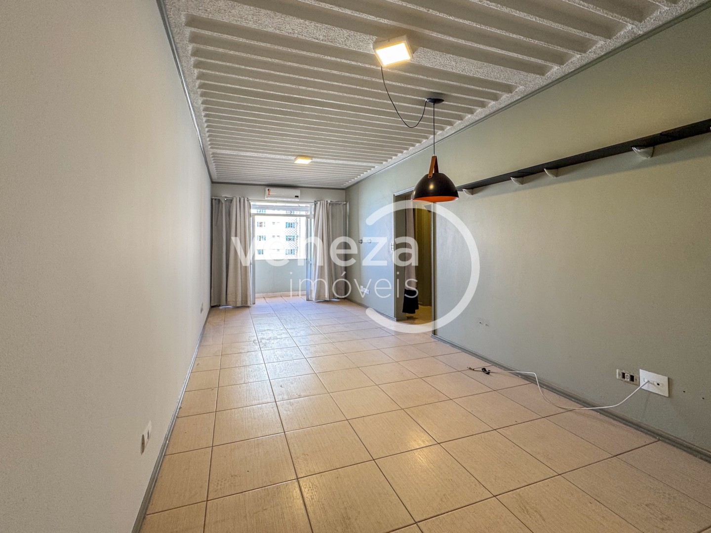 Apartamento para locacao no Centro em Londrina com 122,18m² por R$ 1.900 - Foto 2