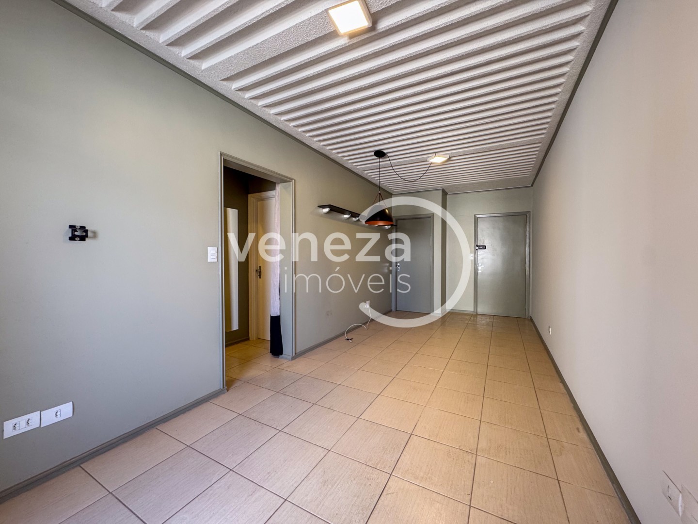 Apartamento para locação no bairro Centro de Londrina - Foto 4