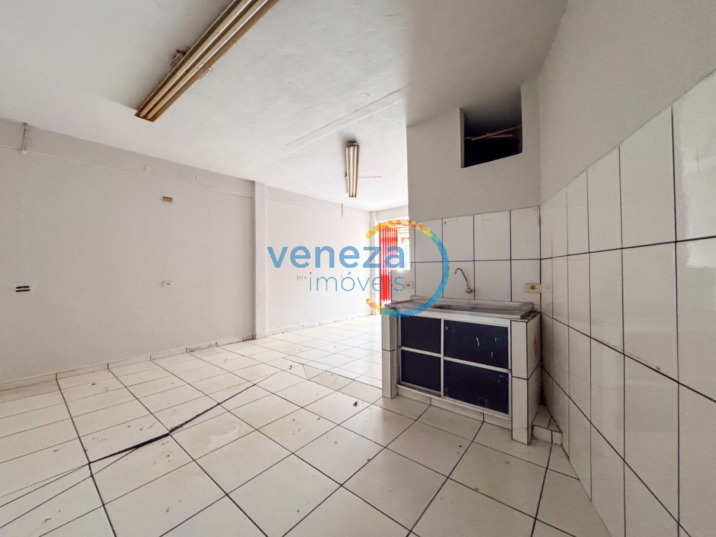 Salão-loja para locação no bairro Agari de Londrina com 20m<sup>2</sup> útil