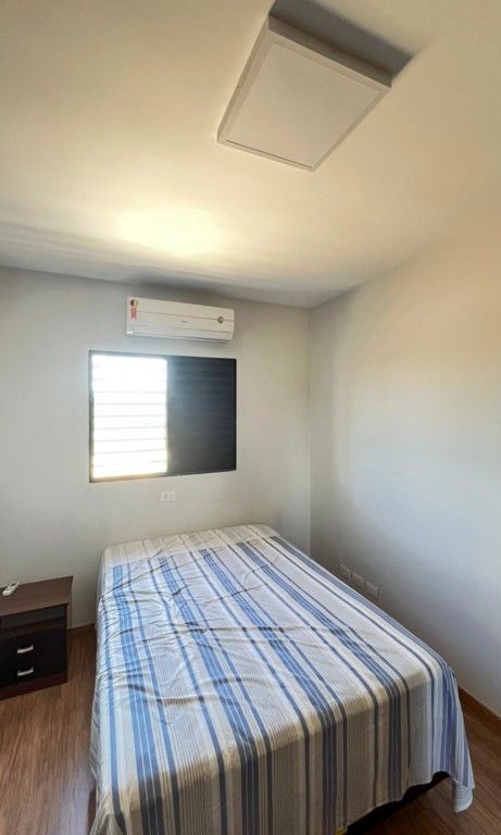 Casa Residencial para venda no bairro Jardim Albatroz de Londrina - Foto 8