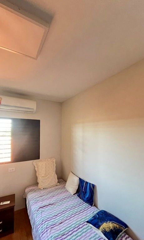 Casa Residencial para venda no bairro Jardim Albatroz de Londrina - Foto 10
