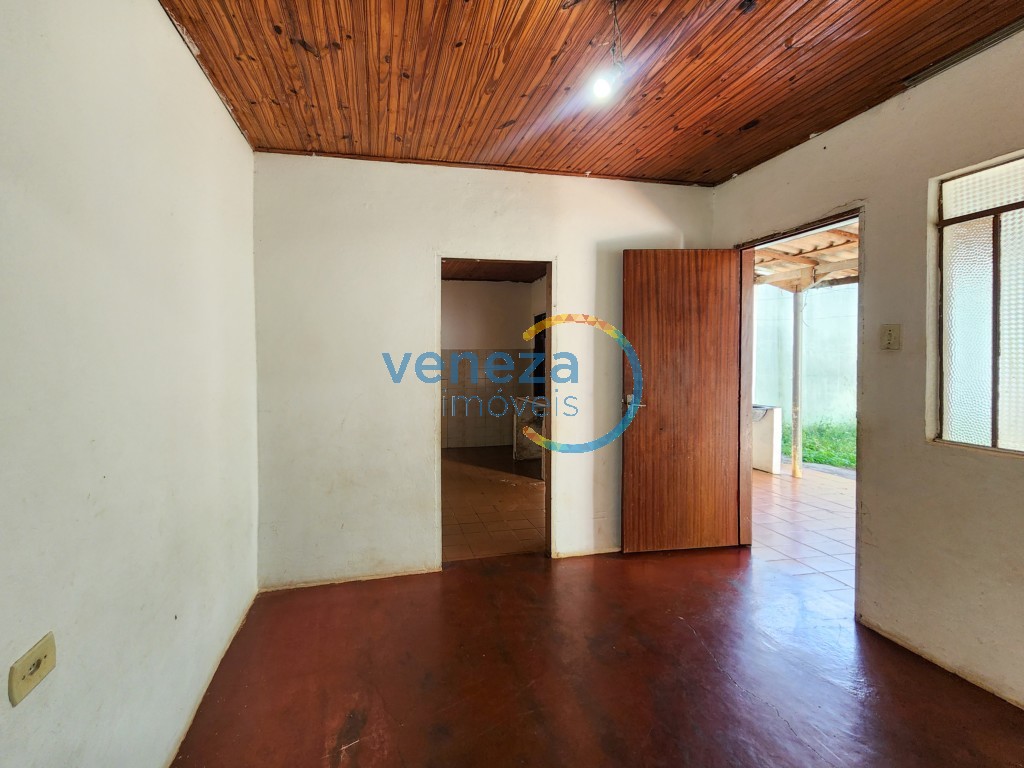 Casa Residencial para locacao no Piza em Londrina com 60m² por R$ 700,00