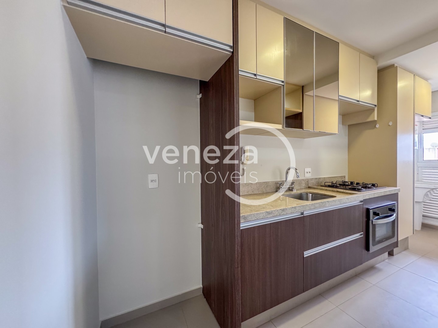 Apartamento para locação no bairro Vila Larsen 1 de Londrina - Foto 15