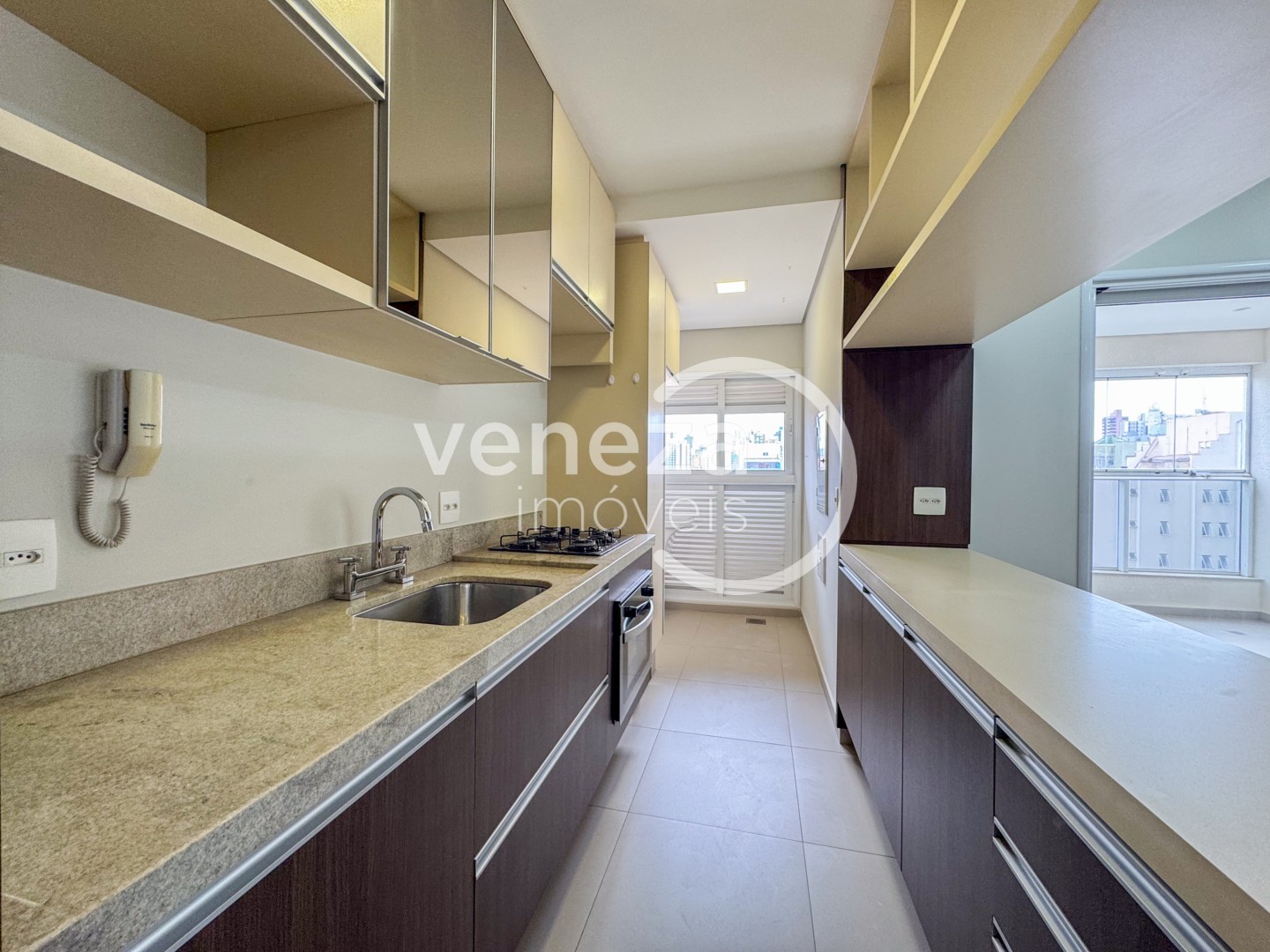 Apartamento para locação no bairro Vila Larsen 1 de Londrina - Foto 16