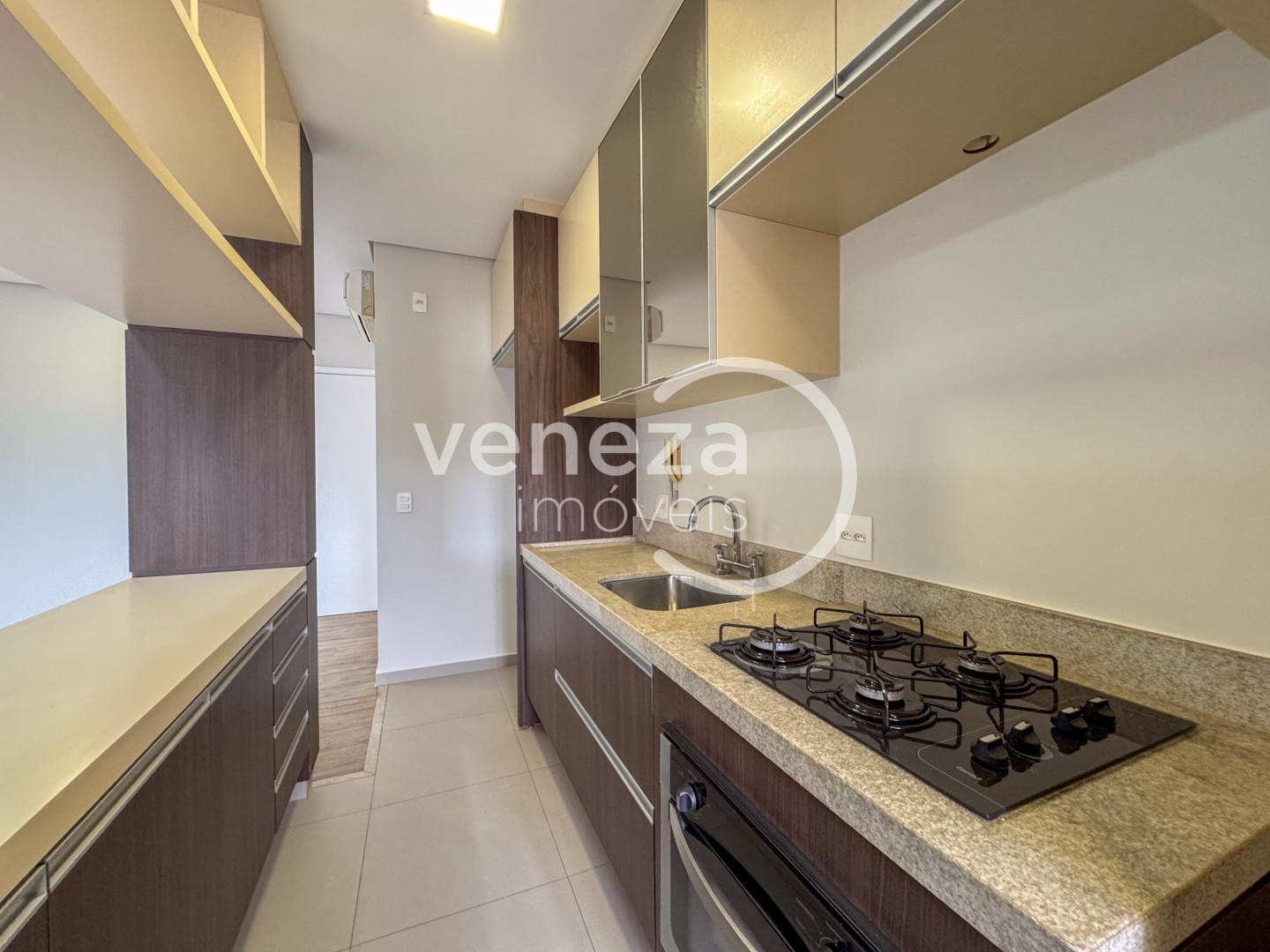 Apartamento para locação no bairro Vila Larsen 1 de Londrina - Foto 17