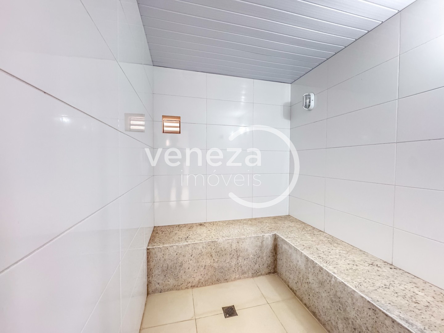 Apartamento para locação no bairro Vila Larsen 1 de Londrina - Foto 28