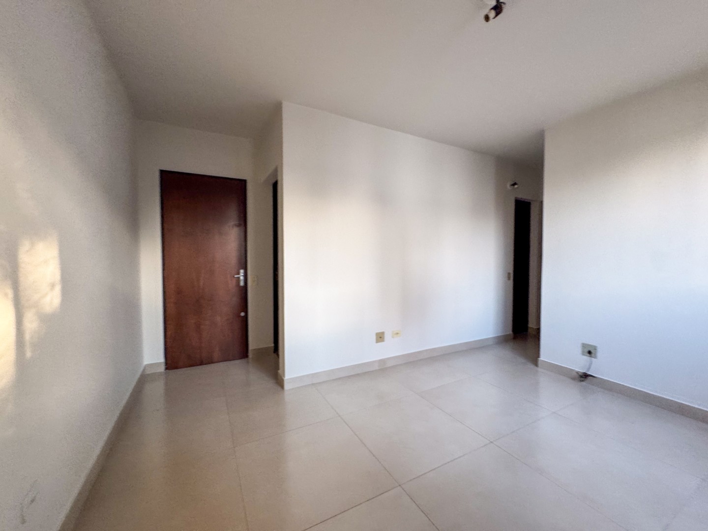 Apartamento para locacao no Gleba Palhano em Londrina com 60m² por R$ 1.200,00  - Foto 2