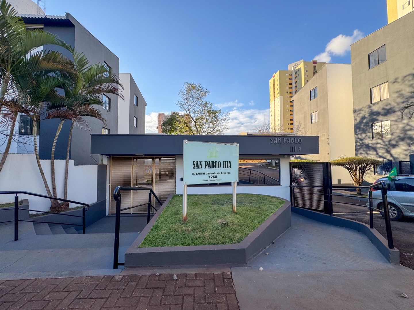 Apartamento para locacao no Gleba Palhano em Londrina com 60m² por R$ 1.200,00  - Foto 1