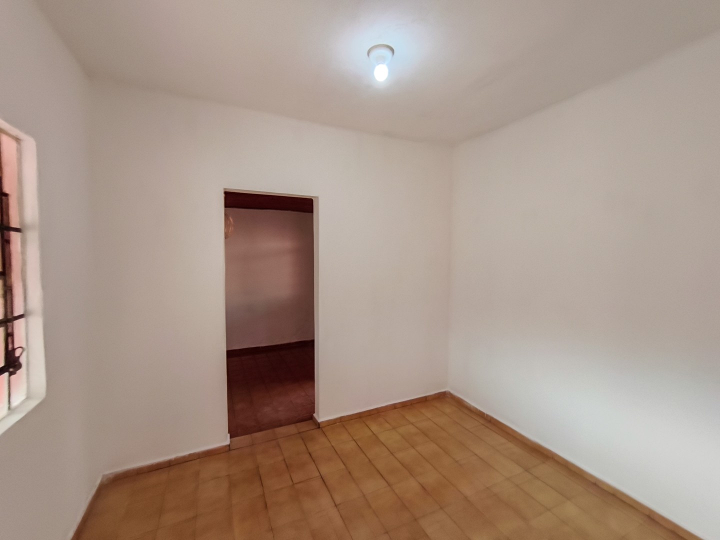 Casa Residencial para locação no bairro Ernani Moura Lima de Londrina - Foto 5