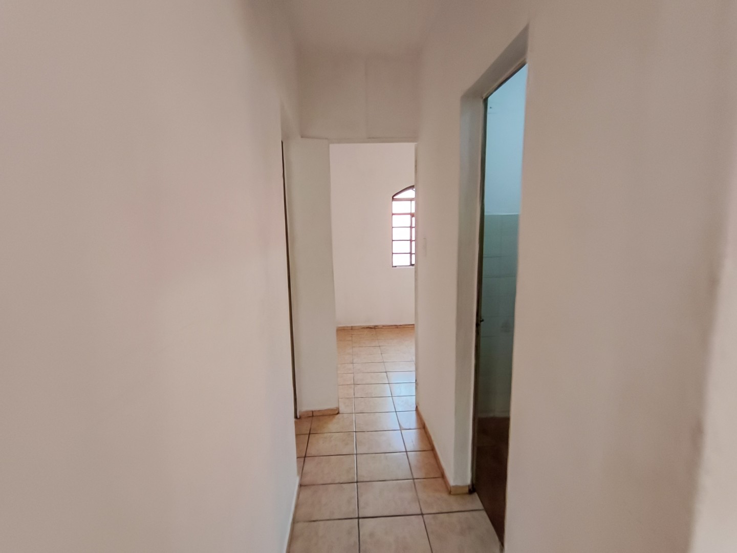 Casa Residencial para locação no bairro Ernani Moura Lima de Londrina - Foto 6