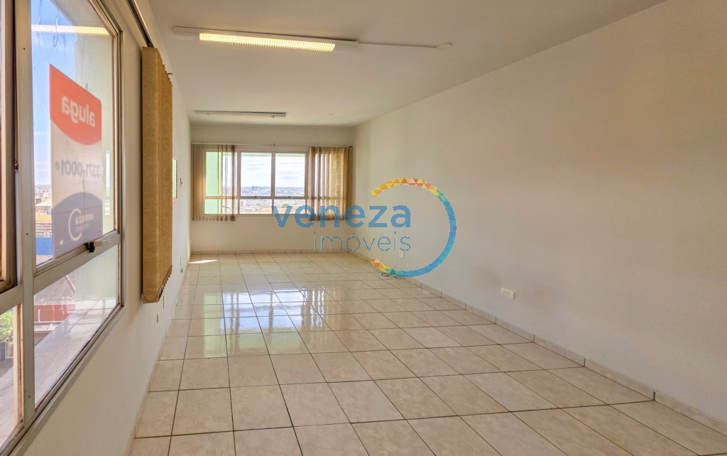 Sala para locacao no Centro em Londrina com 83,67m² por R$ 590,00