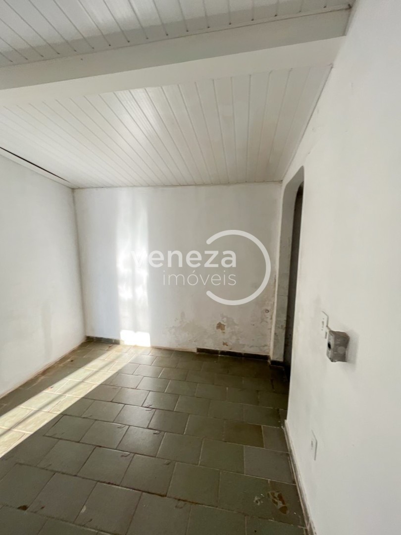 Casa Residencial para locação no bairro Cinco Conjuntos de Londrina - Foto 18