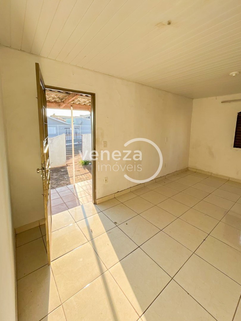 Casa Residencial para locação no bairro Cinco Conjuntos de Londrina - Foto 8