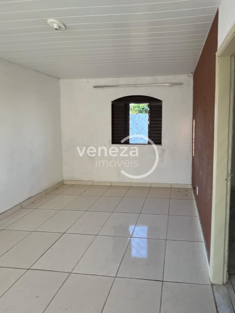 Casa Residencial para locação no bairro Cinco Conjuntos de Londrina - Foto 9