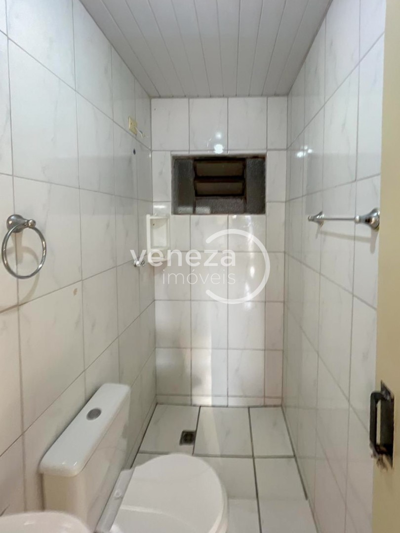 Casa Residencial para locação no bairro Cinco Conjuntos de Londrina - Foto 12