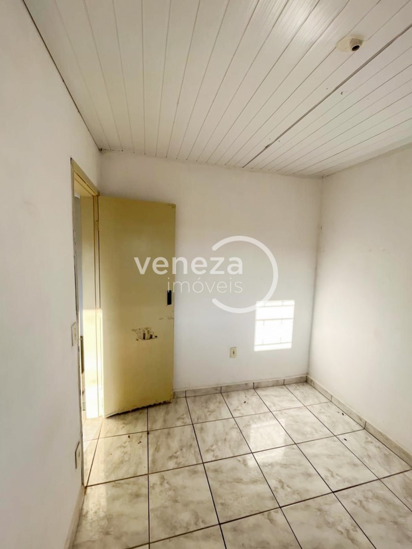 Casa Residencial para locação no bairro Cinco Conjuntos de Londrina - Foto 16