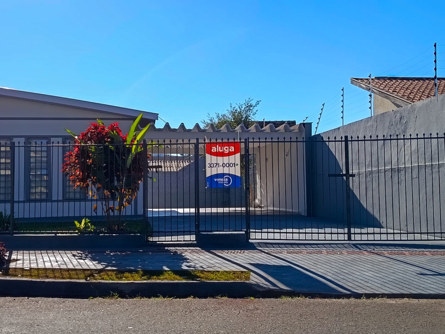 Casa para alugar em Aeroporto, Londrina — Portal Chave Fácil
