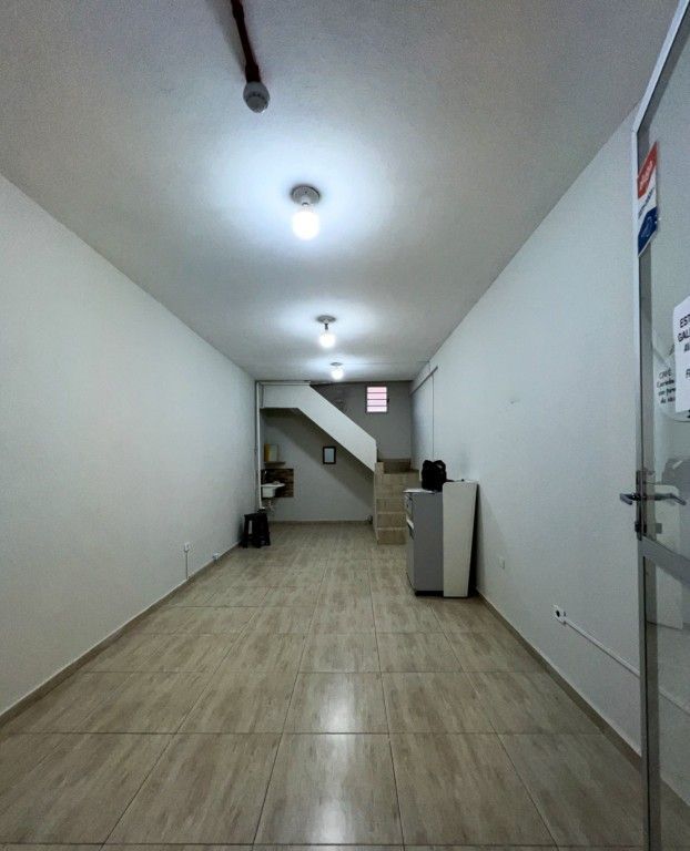 Salão-loja para locação no bairro Centro de Londrina - Foto 8