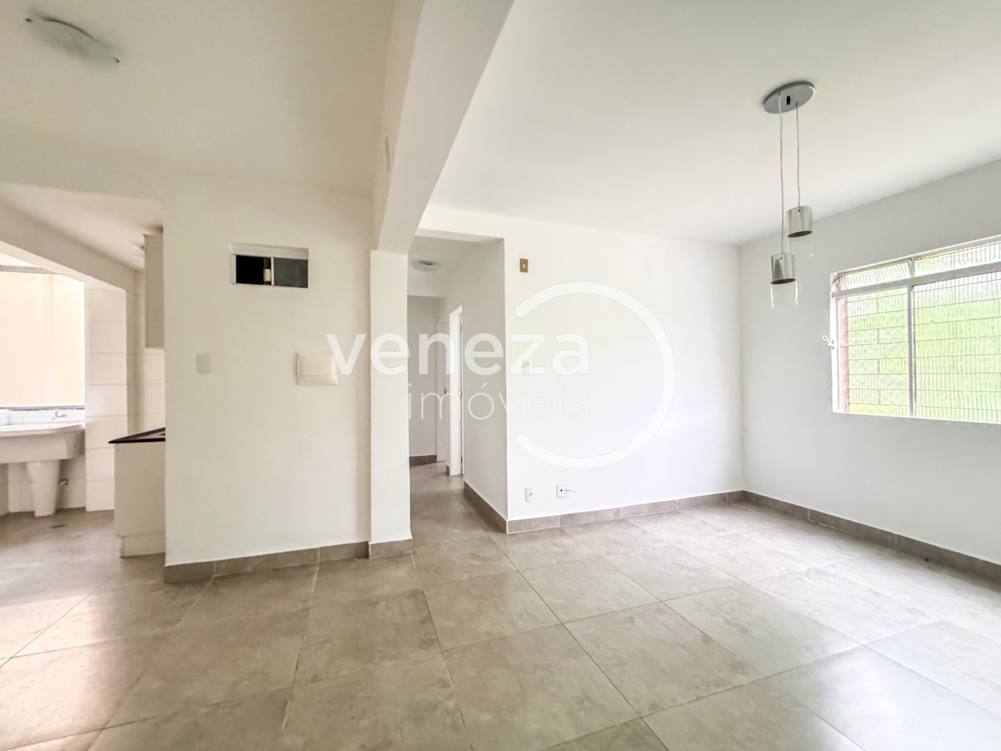 Apartamento para locacao no Lima Azevedo em Londrina com 67,39m² por R$ 1.500