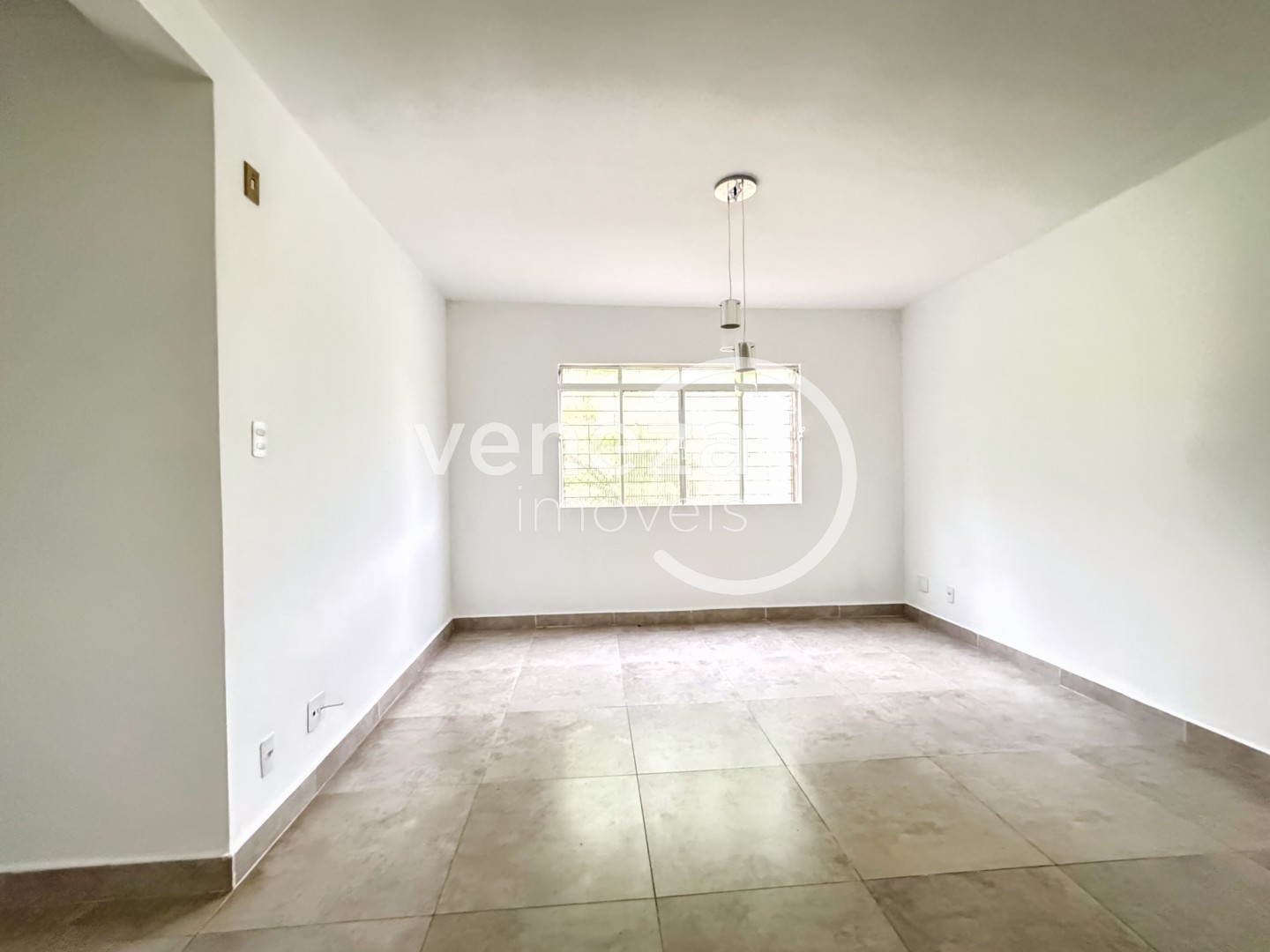 Apartamento para locacao no Lima Azevedo em Londrina com 67,39m² por R$ 1.500