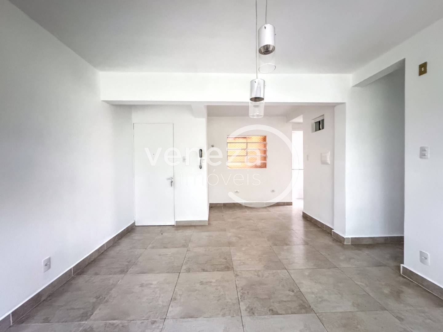Apartamento para locação no bairro Lima Azevedo de Londrina - Foto 7